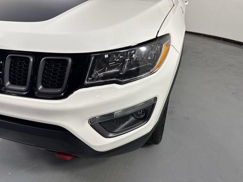 Used 2021 Jeep Compass Trailhawk AWD/4WD image 27