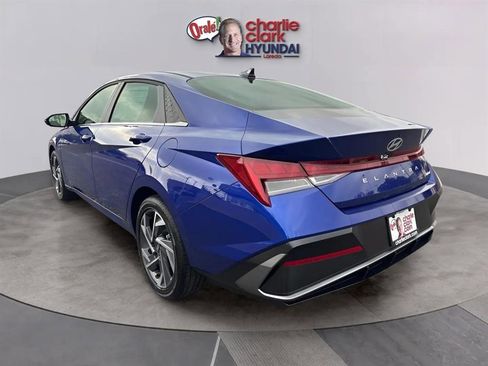 New 2026 Hyundai Elantra Limited image 3