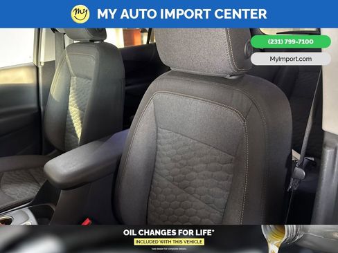 Used 2019 Chevrolet Equinox LT image 14