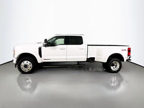 New 2026 Ford F450 Platinum w/ FX4 Off-Road Package image 4