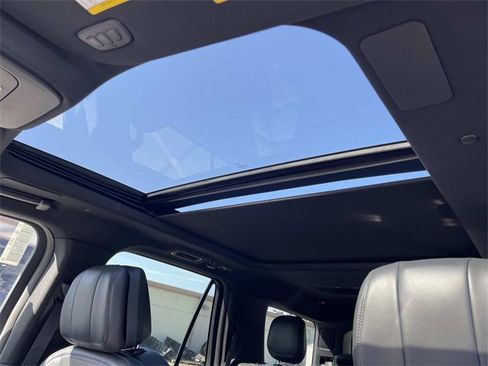 New 2025 Lincoln Navigator Reserve w/ Jet Appearance Package image 25