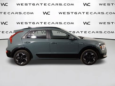 Used 2023 Kia Niro Wind FWD image 49