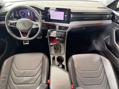 Used 2025 Volkswagen Jetta GLI Autobahn FWD image 17