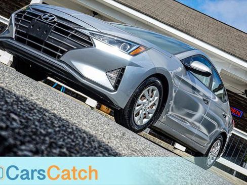 Used 2020 Hyundai Elantra SE w/ Cargo Package (C1) FWD image 4