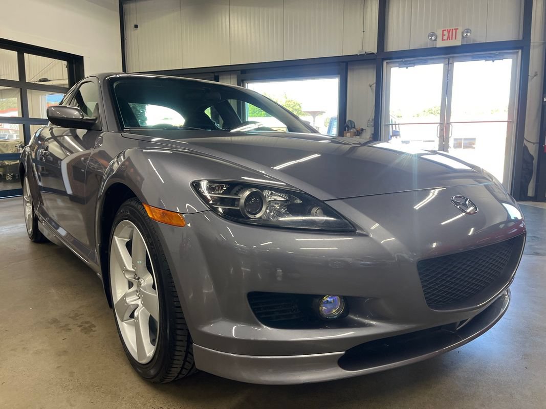 Used 2004 MAZDA RX-8 w/ MT Sport Pkg RWD image 23