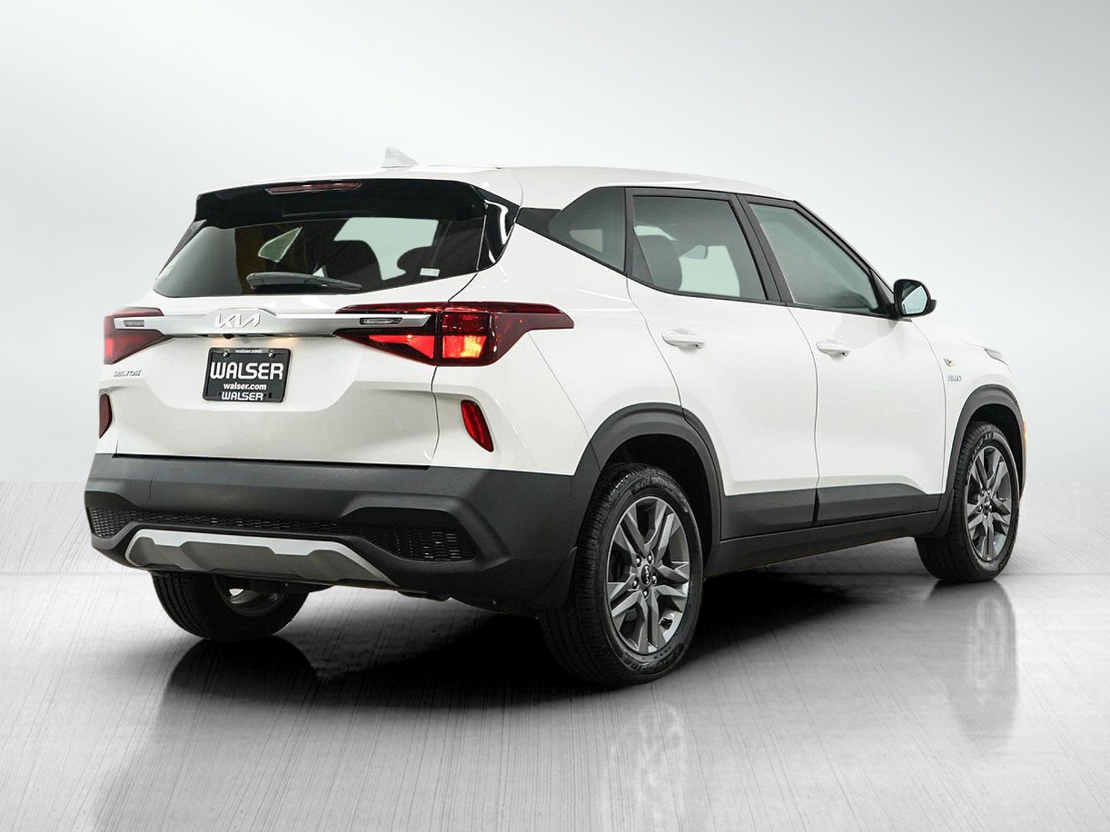 Used 2022 Kia Seltos LX AWD/4WD image 5