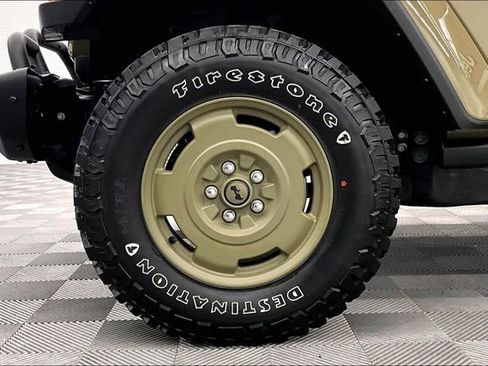 Used 2026 Jeep Gladiator Willys AWD/4WD image 10