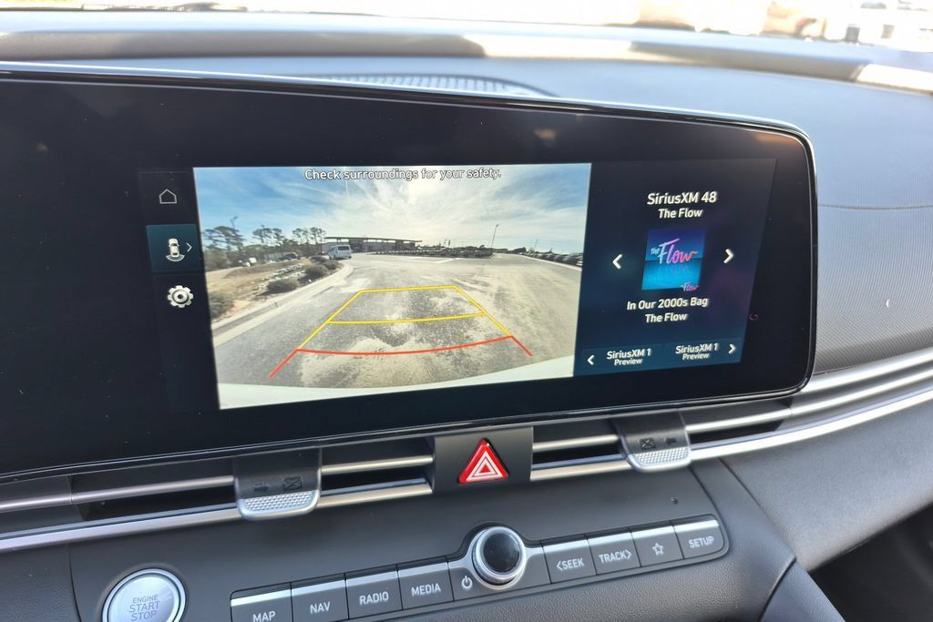 New 2026 Hyundai Elantra Limited FWD image 25