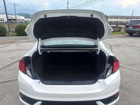 Used 2016 Honda Civic EX-L image 11
