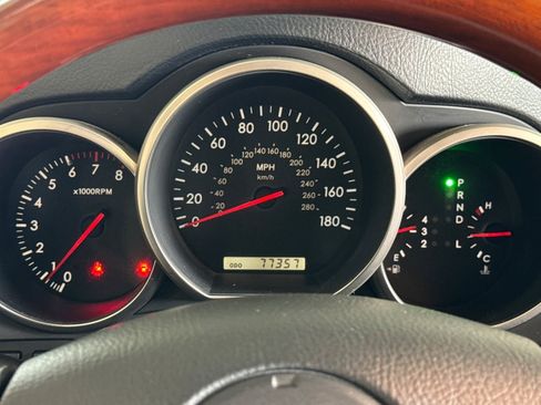 Used 2004 Lexus SC 430 Convertible w/ Preferred Accessory Pkg RWD image 20