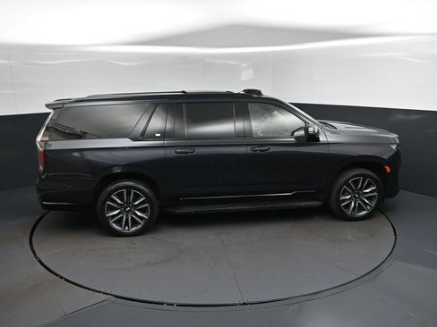 Used 2023 Cadillac Escalade ESV Sport Platinum RWD image 36