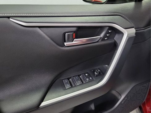 Used 2024 Toyota RAV4 Limited image 11