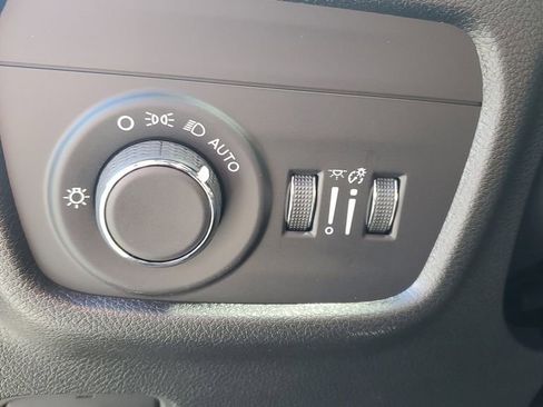 New 2025 Jeep Grand Cherokee L Altitude image 25