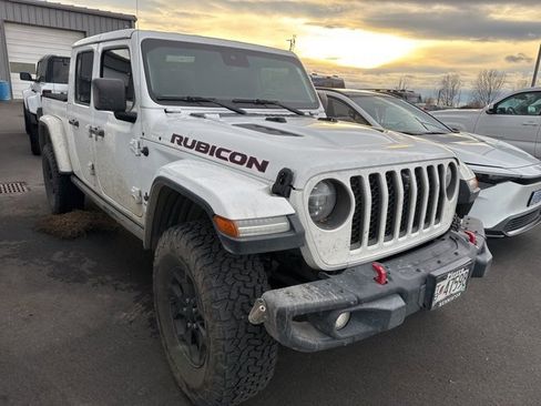 Used 2020 Jeep Gladiator Rubicon image 2