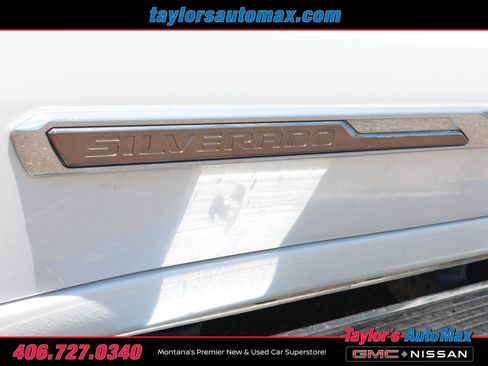 Used 2022 Chevrolet Silverado 1500 High Country w/ High Country Premium Package AWD/4WD image 50