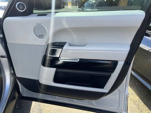 Used 2016 Land Rover Range Rover HSE AWD/4WD image 34