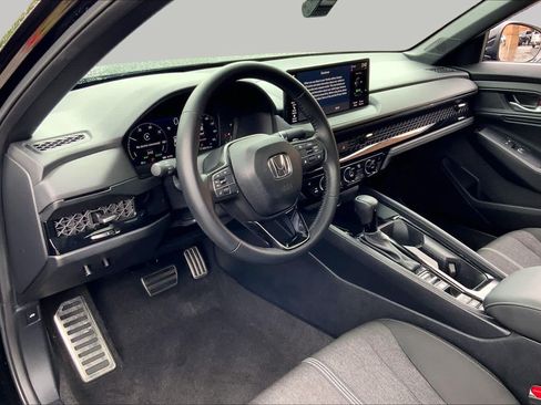Used 2025 Honda Accord Sport image 20