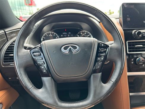 Used 2024 INFINITI QX80 Sensory image 21