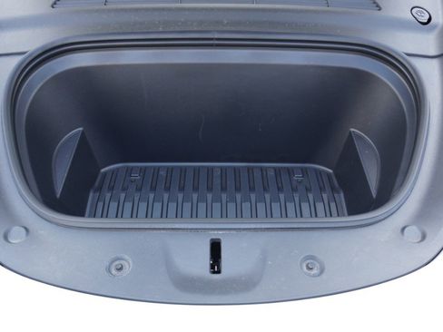 Used 2025 Tesla Model Y Long Range image 30