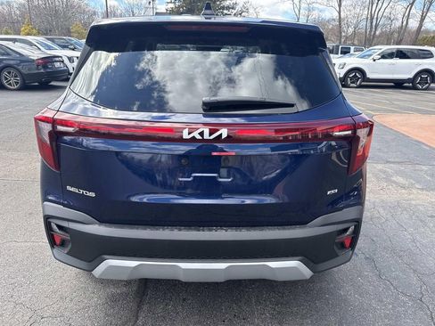New 2026 Kia Seltos LX image 3