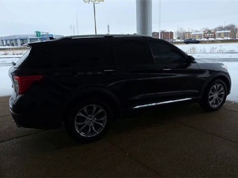 Used 2020 Ford Explorer Limited image 8