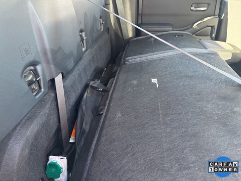 Used 2023 Nissan Frontier SV image 25