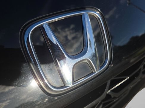 Used 2023 Honda HR-V LX image 36