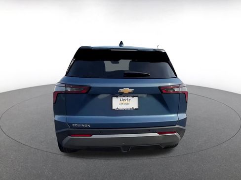 Used 2025 Chevrolet Equinox LT image 12