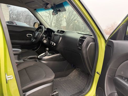 Used 2018 Kia Soul image 16