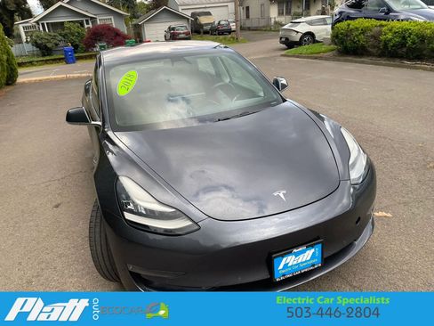 Used 2018 Tesla Model 3 Long Range image 14