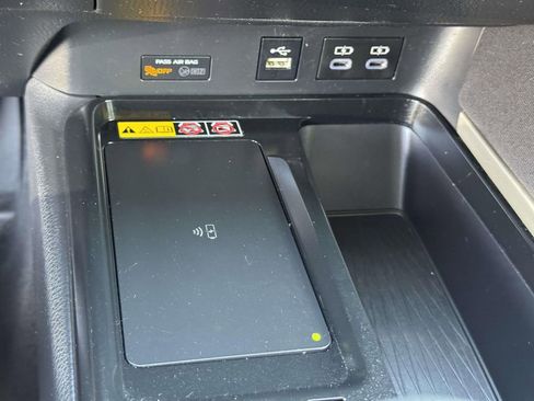 Certified 2025 Toyota Camry LE image 9