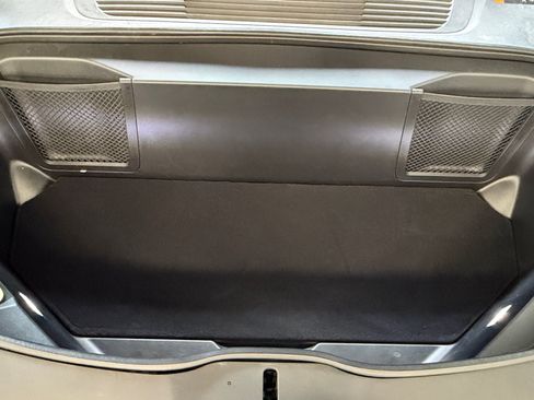 Used 2025 Rivian R1S Adventure Dual AWD/4WD image 30