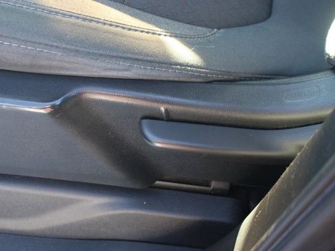 Used 2020 Chevrolet Silverado 2500 LT image 19