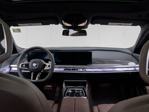 New 2026 BMW 760i xDrive w/ Executive Package image 11