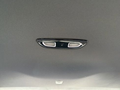 New 2026 Volvo XC90 T8 Plus w/ Protection Package Premier image 40