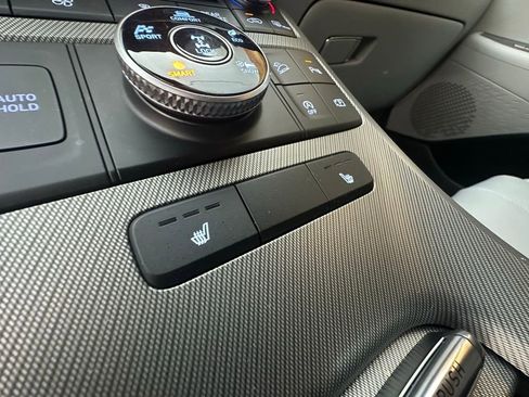 Certified 2024 Hyundai Palisade SEL image 23