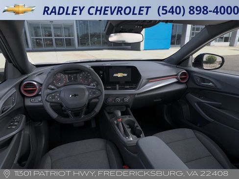 New 2026 Chevrolet Trax RS w/ Sunroof Package image 15