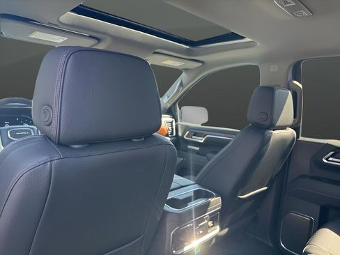 Used 2026 GMC Sierra 1500 Denali image 43