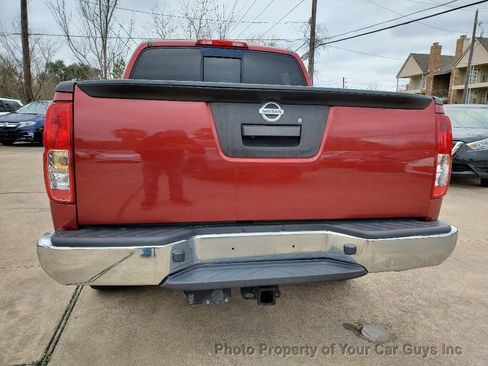 Used 2019 Nissan Frontier SV image 18