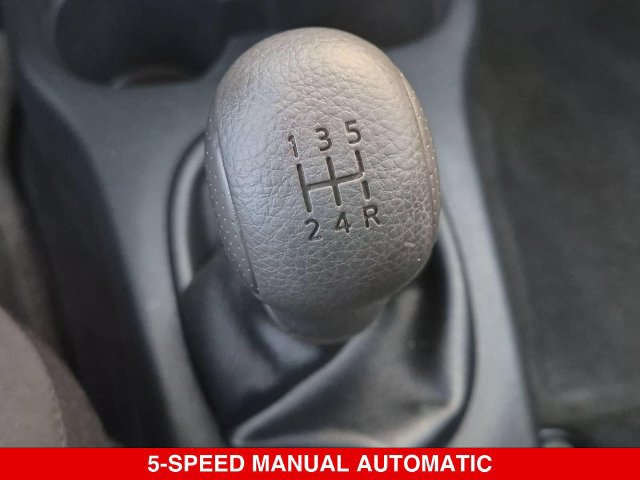 Used 2015 Nissan Versa Note S FWD image 25