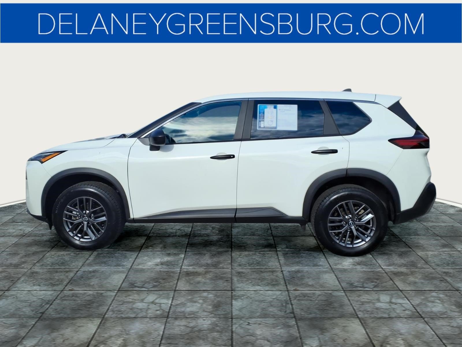 Used 2023 Nissan Rogue S AWD/4WD image 6