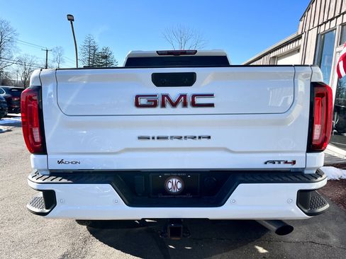 Used 2021 GMC Sierra 2500 AT4 w/ AT4 Premium Plus Package image 6