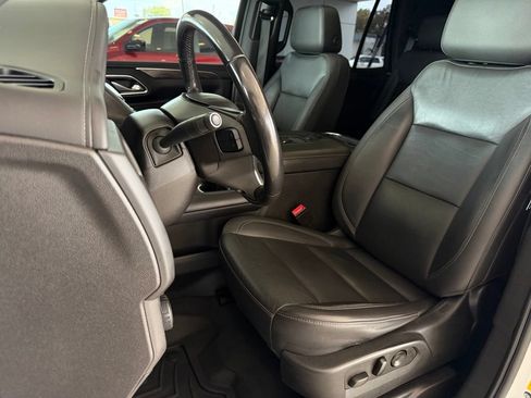 Used 2021 Chevrolet Tahoe Z71 AWD/4WD image 14