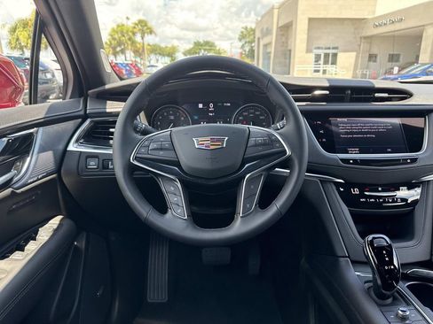 New 2026 Cadillac XT5 Premium Luxury w/ Driver Assist Package FWD image 17