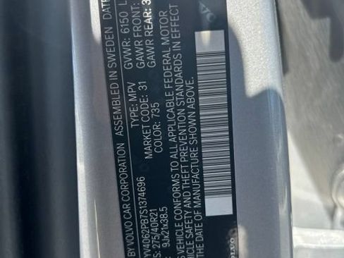 Certified 2025 Volvo XC90 B6 Plus AWD/4WD image 32