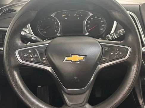 Used 2022 Chevrolet Equinox LT AWD/4WD image 20
