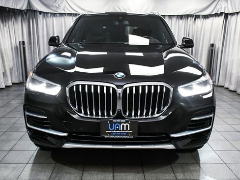 Used 2023 BMW X5 xDrive40i AWD/4WD image 2