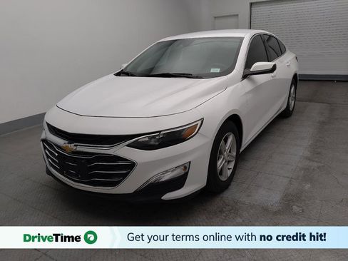 Used 2024 Chevrolet Malibu LS image 1