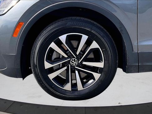 Used 2024 Volkswagen Tiguan S FWD image 34