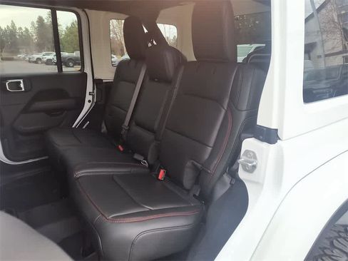 New 2026 Jeep Wrangler Unlimited Rubicon w/ Technology Group image 22